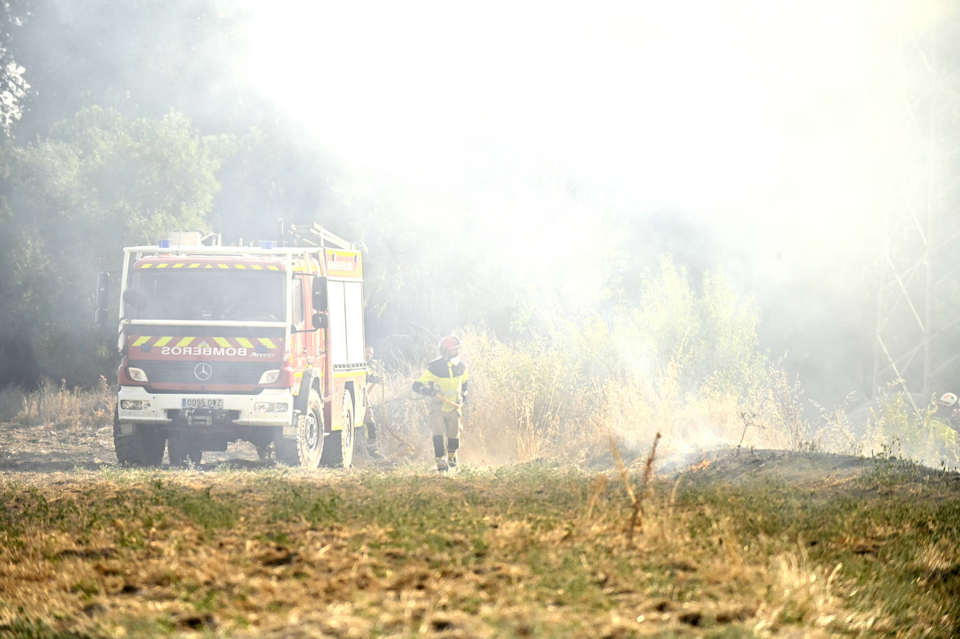 Los Bomberos sofocan dos incendios este viernes en Valladolid