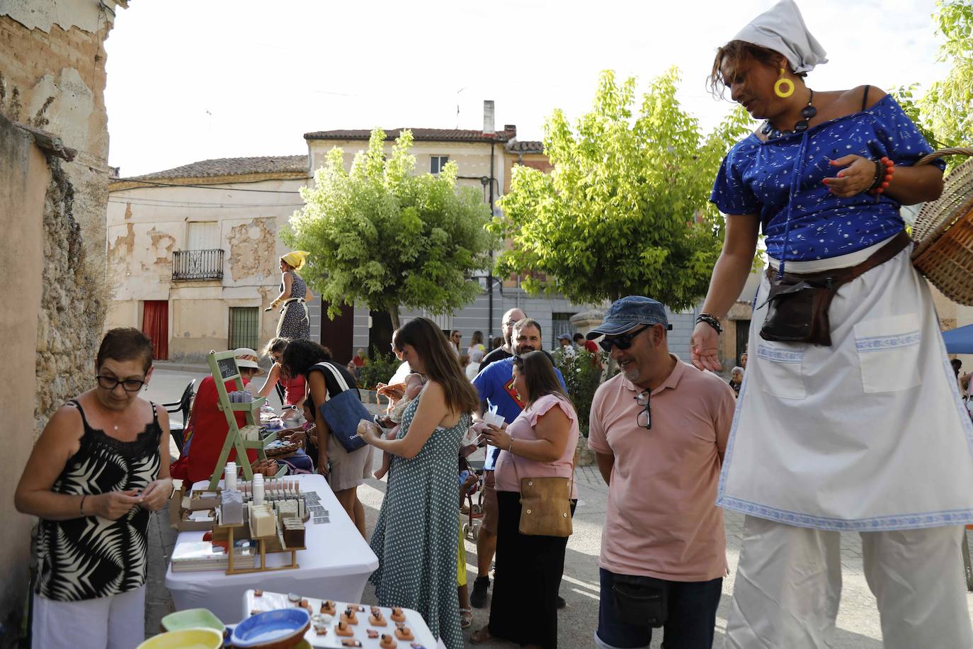 Las imágenes del mercado artesanal de Piñel de Arriba