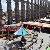 El mercado romano crispa a las ferias artesanas: «Ha sido quinquilandia»