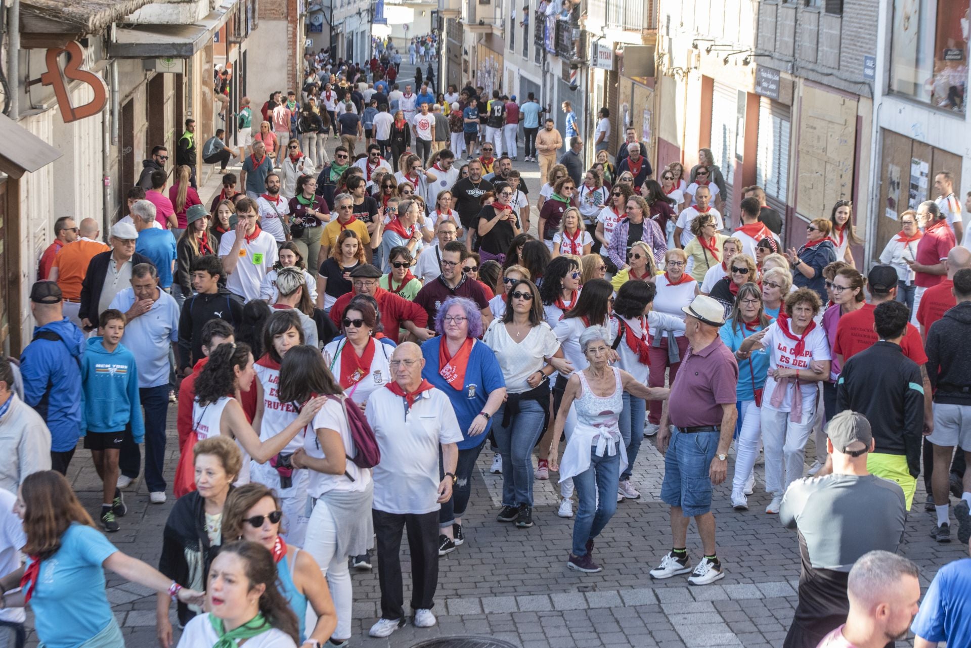 El segundo encierro de Cuéllar, en imágenes (2 de 3)