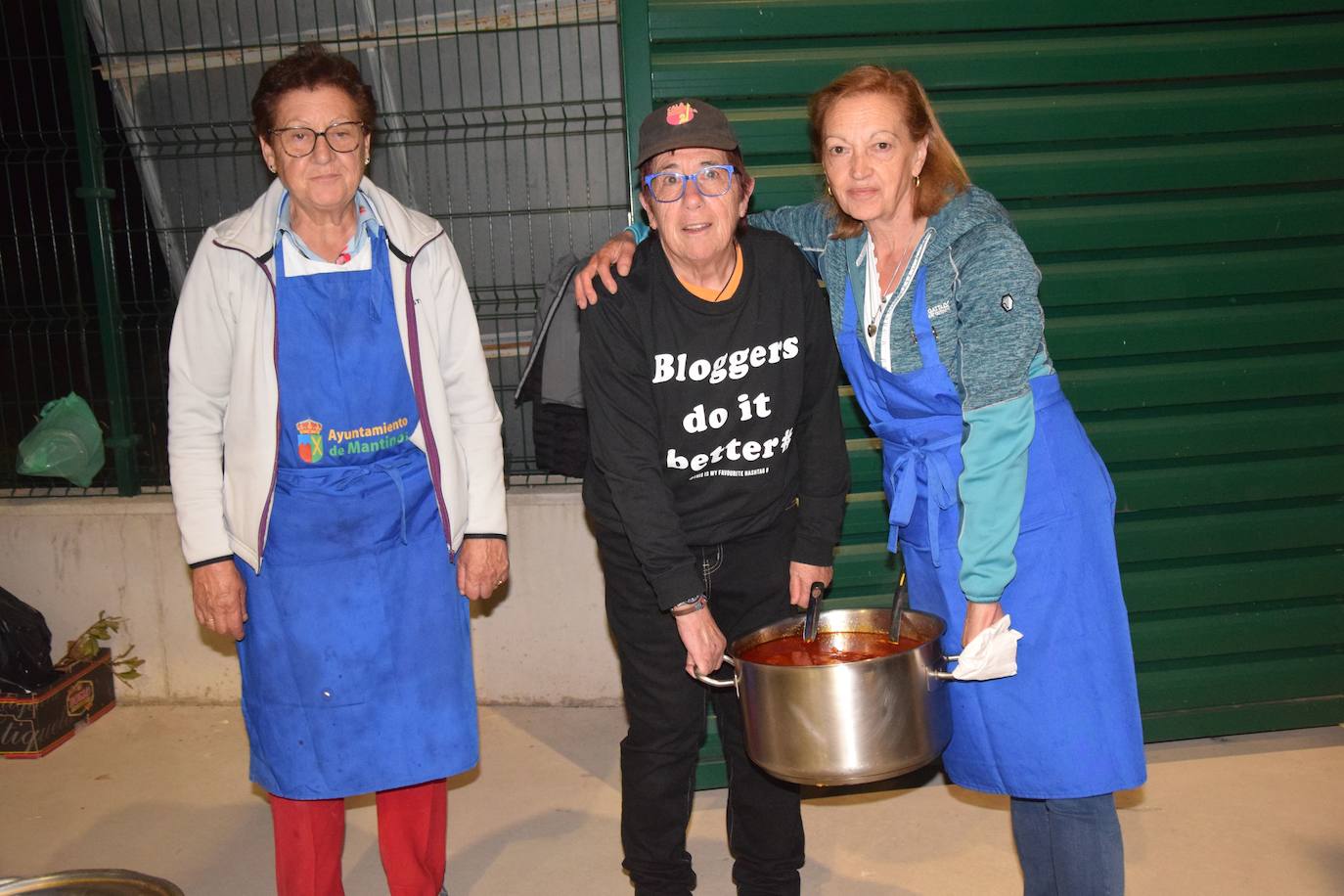 170 kilos de patatas y 70 kilos de carne para los vecinos de Mantinos