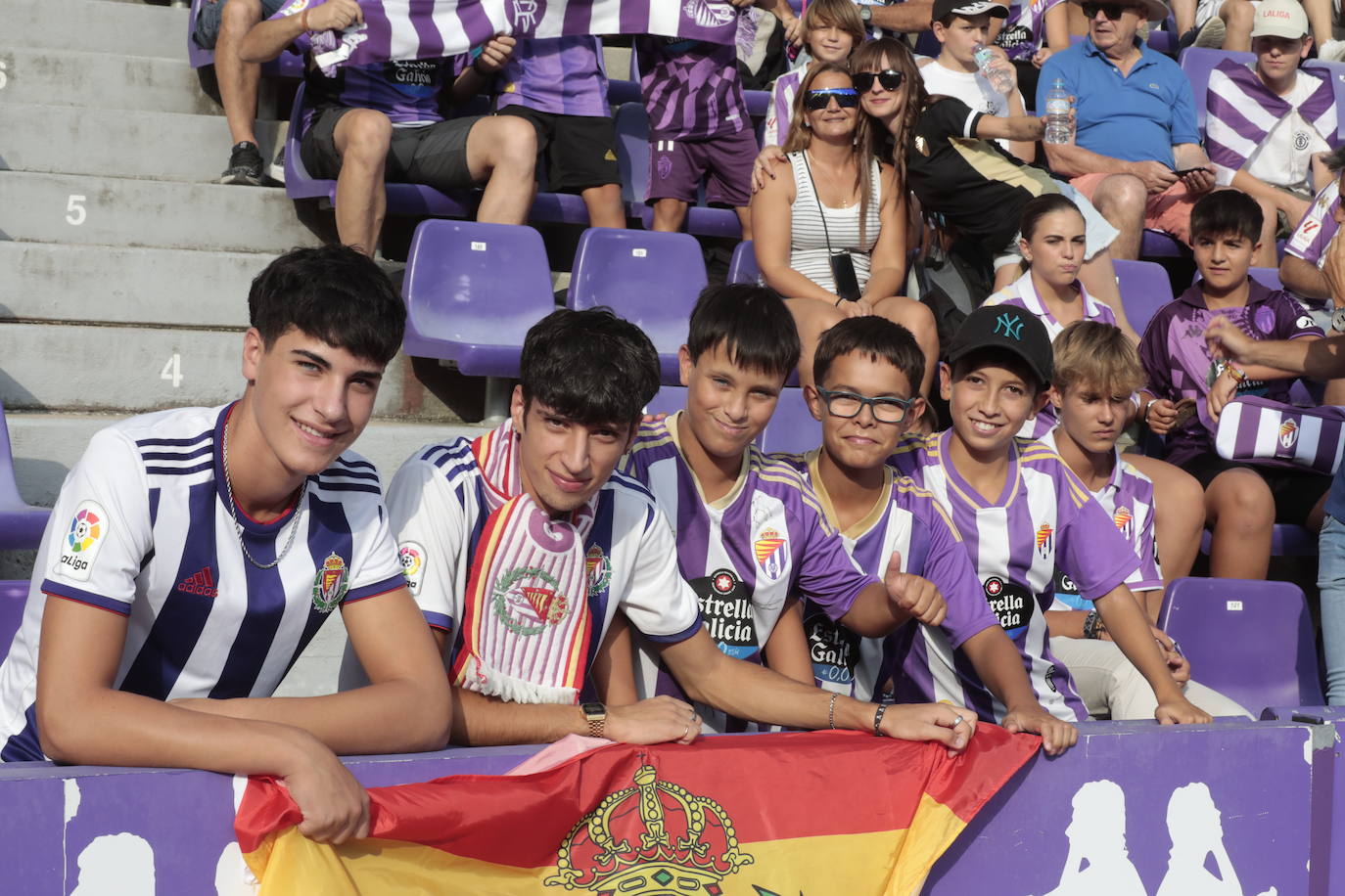 Búscate en la grada del estadio José Zorrilla (4/4)