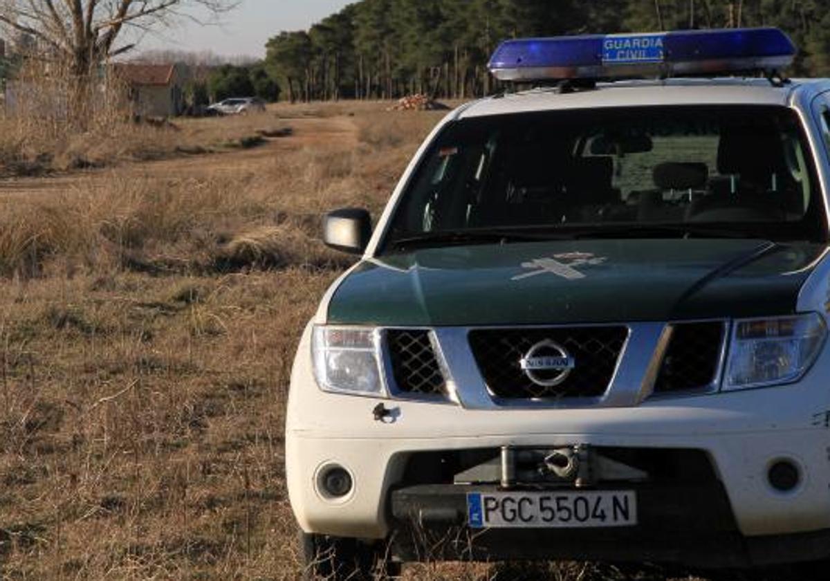 Detenido por agredir a un vecino y romper la luna delantera de un coche en El Campillo