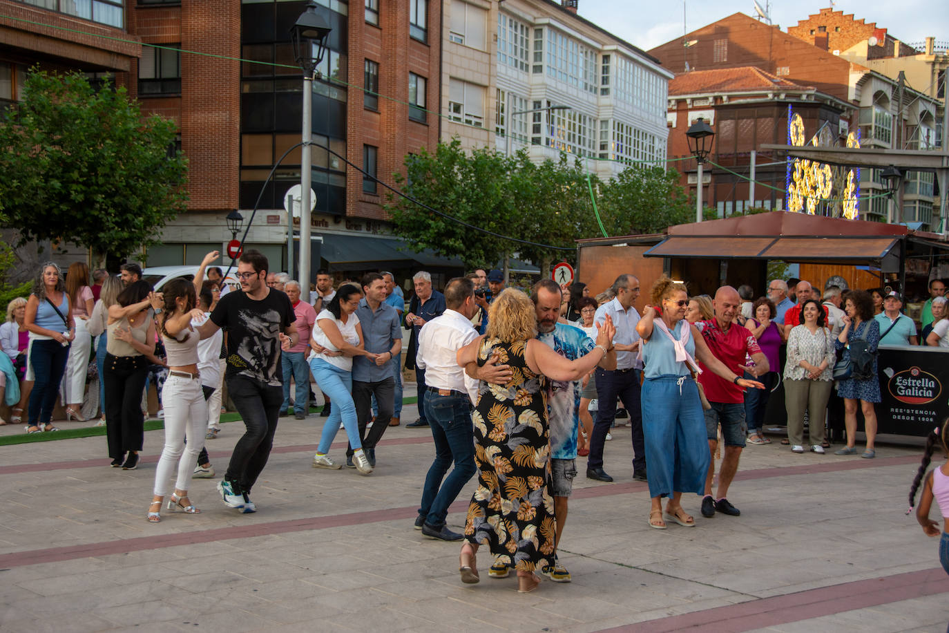 Los gimnasios de Palencia animan a bailar