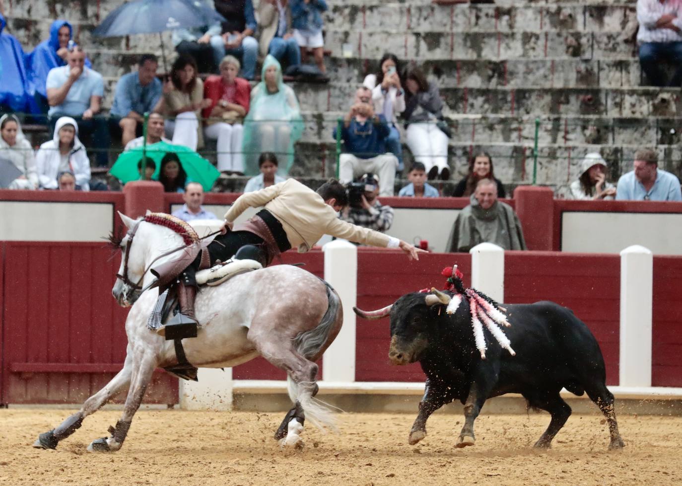 La corrida de Rejones de las Fiestas de Valladolid, en imágenes