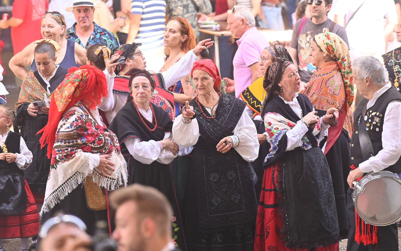 La inauguración de las casetas regionales, en imágenes