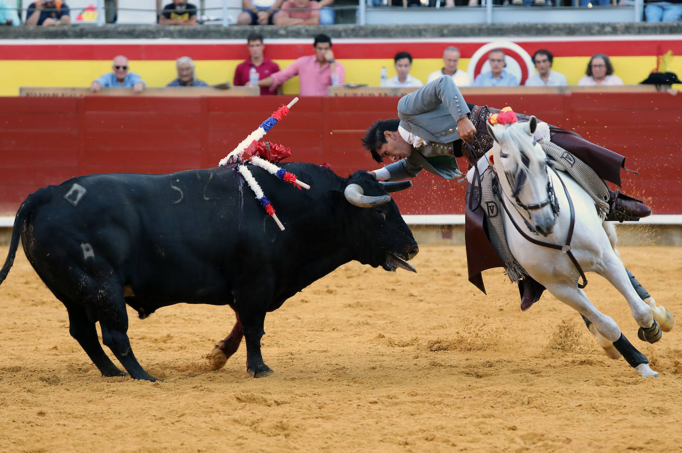 Triunfo del rejoneo en San Antolín