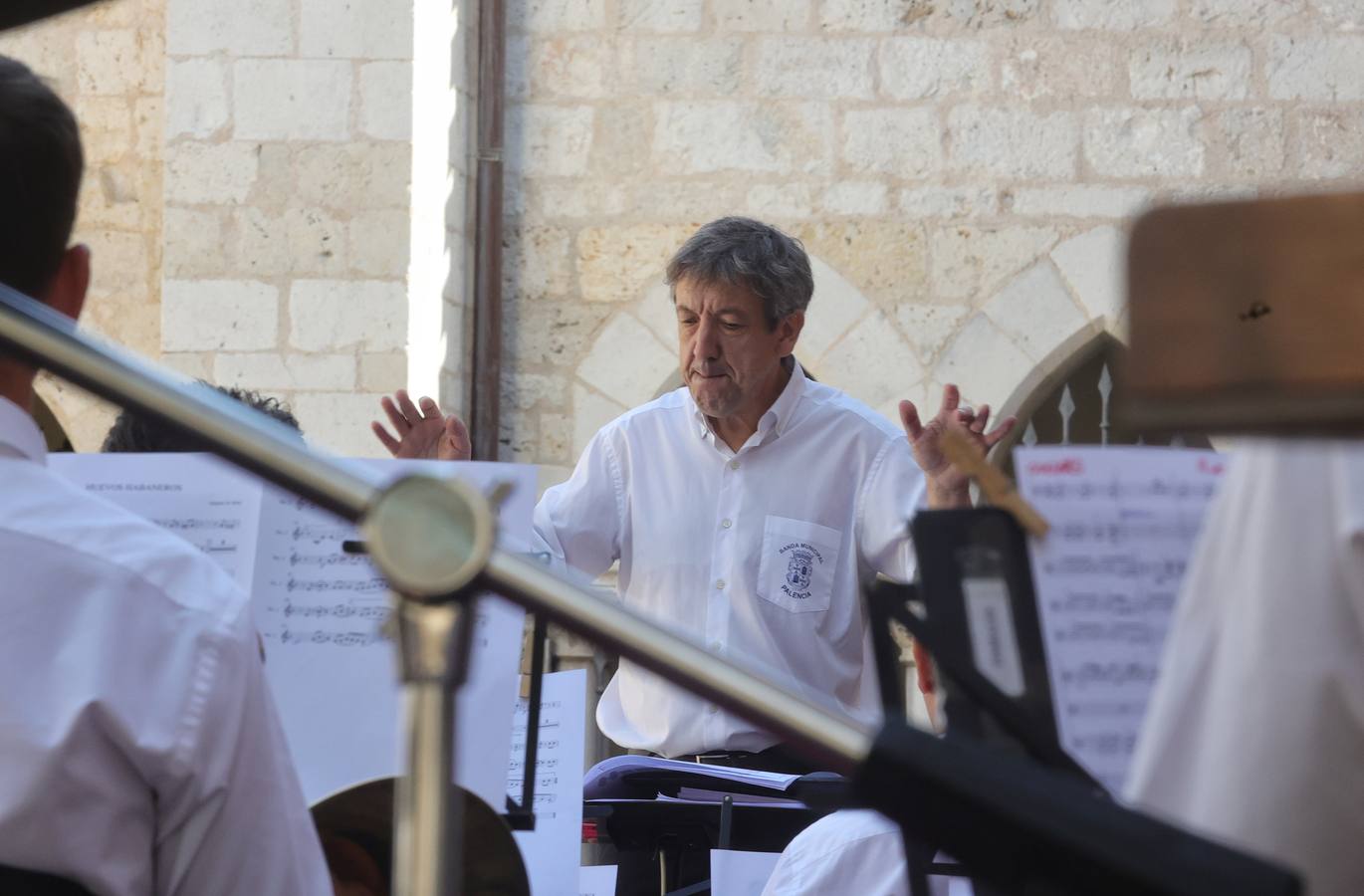 Concierto extraordinario de la Banda de Música en la plaza de San Francisco