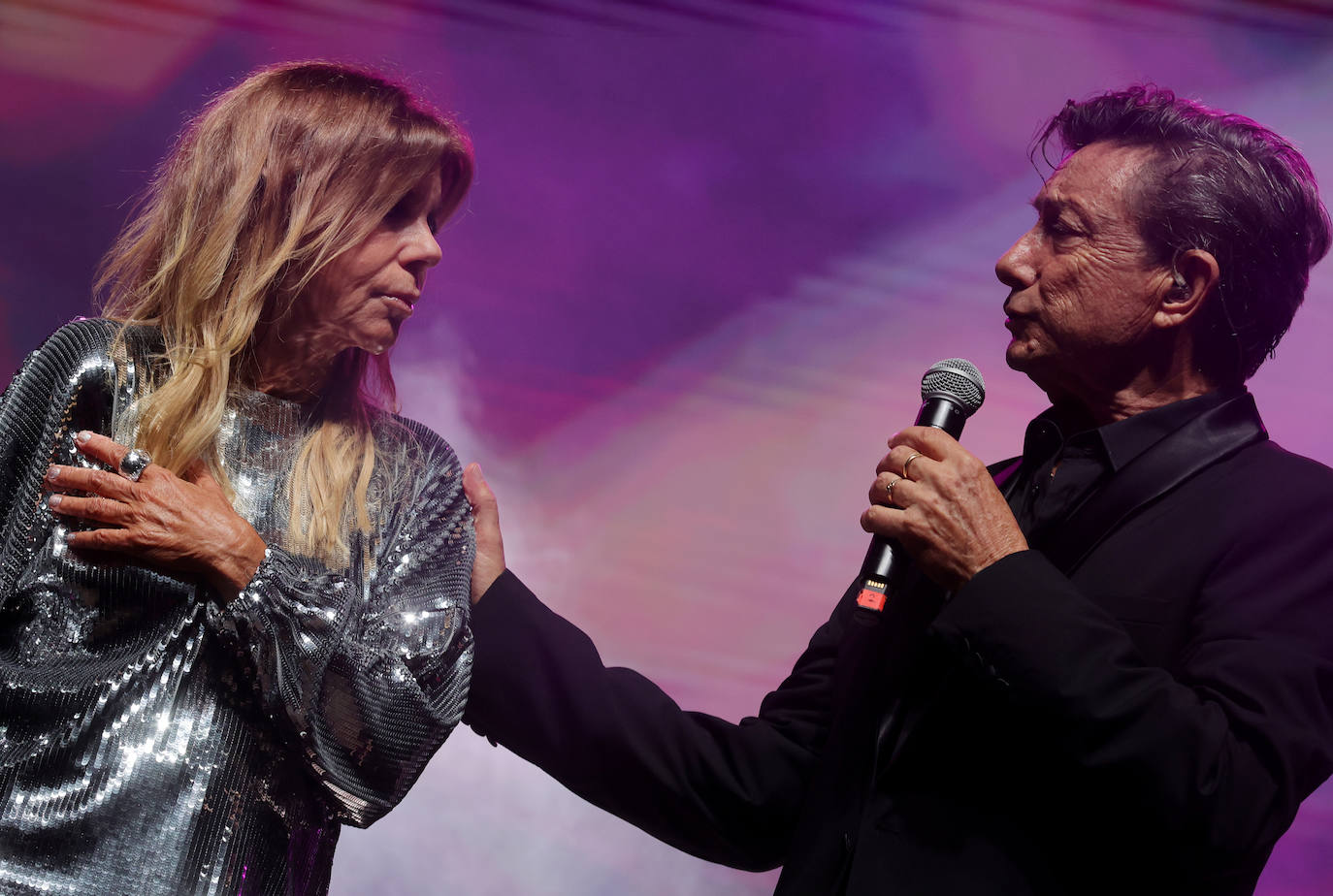 Dos horas de retraso en el concierto de Jeanette