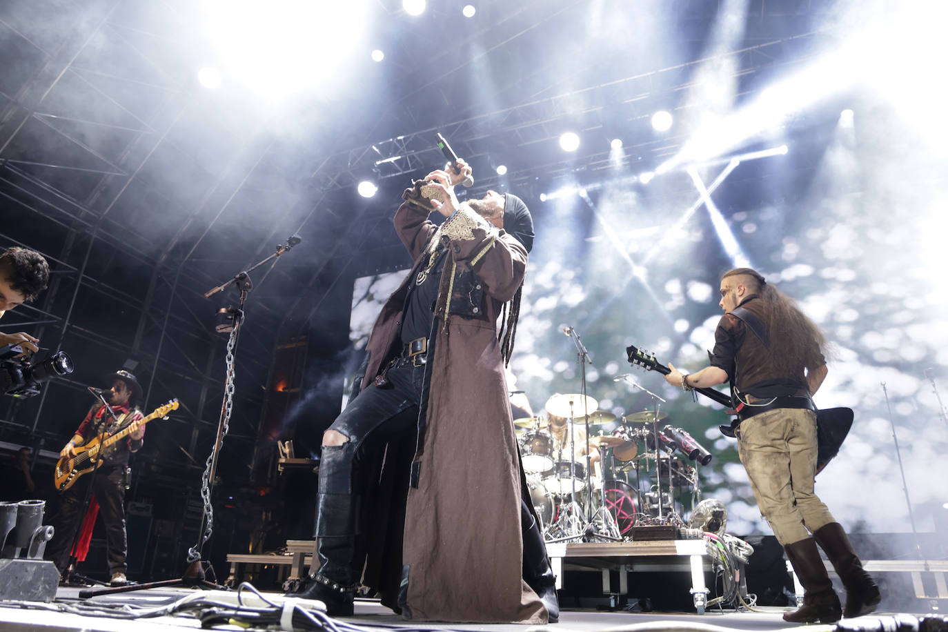 Las imágenes del concierto de Hijos del Tercer Acorde, teloneros de Mägo de Oz