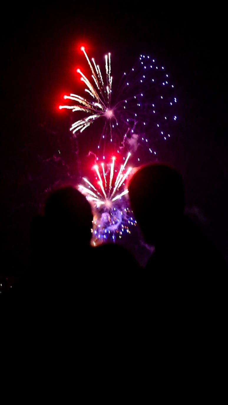 Las imágenes de los fuegos artificiales en Valladolid de la mano de Tamarit