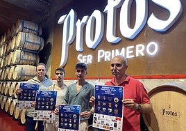 Carlos Villar, director general de Protos (izquierda), en la presentación del torneo.