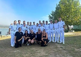 La princesa Leonor con sus compañeros en el Restaurante Tapería D'Elvi.