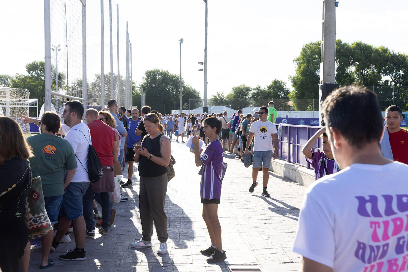 Las imágenes del entrenamiento del Real Valladolid a puerta abierta