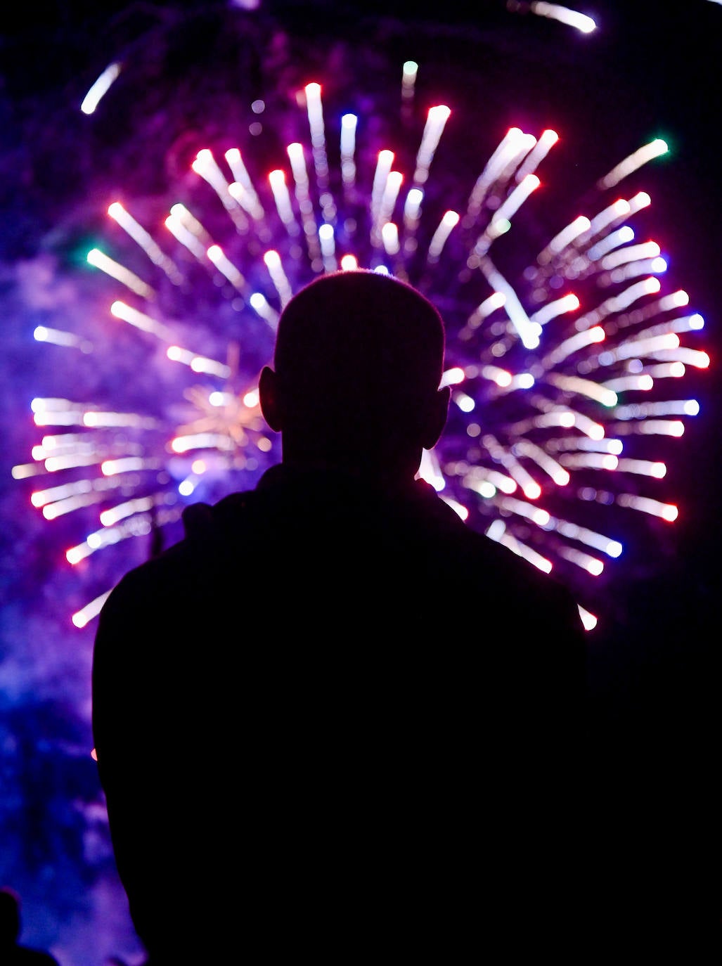 El cuarto día consecutivo de fuegos artificiales, en imágenes