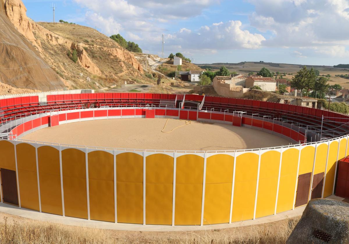 Nueva plaza de toros de Baltanás.