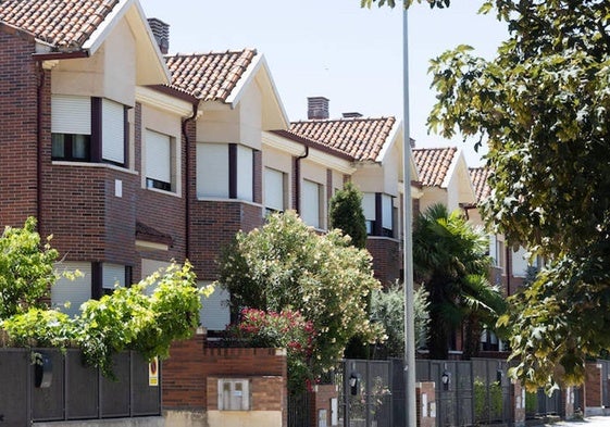 Calle Valdenebro de los Valles, lugar de los últimos asaltos a viviendas.