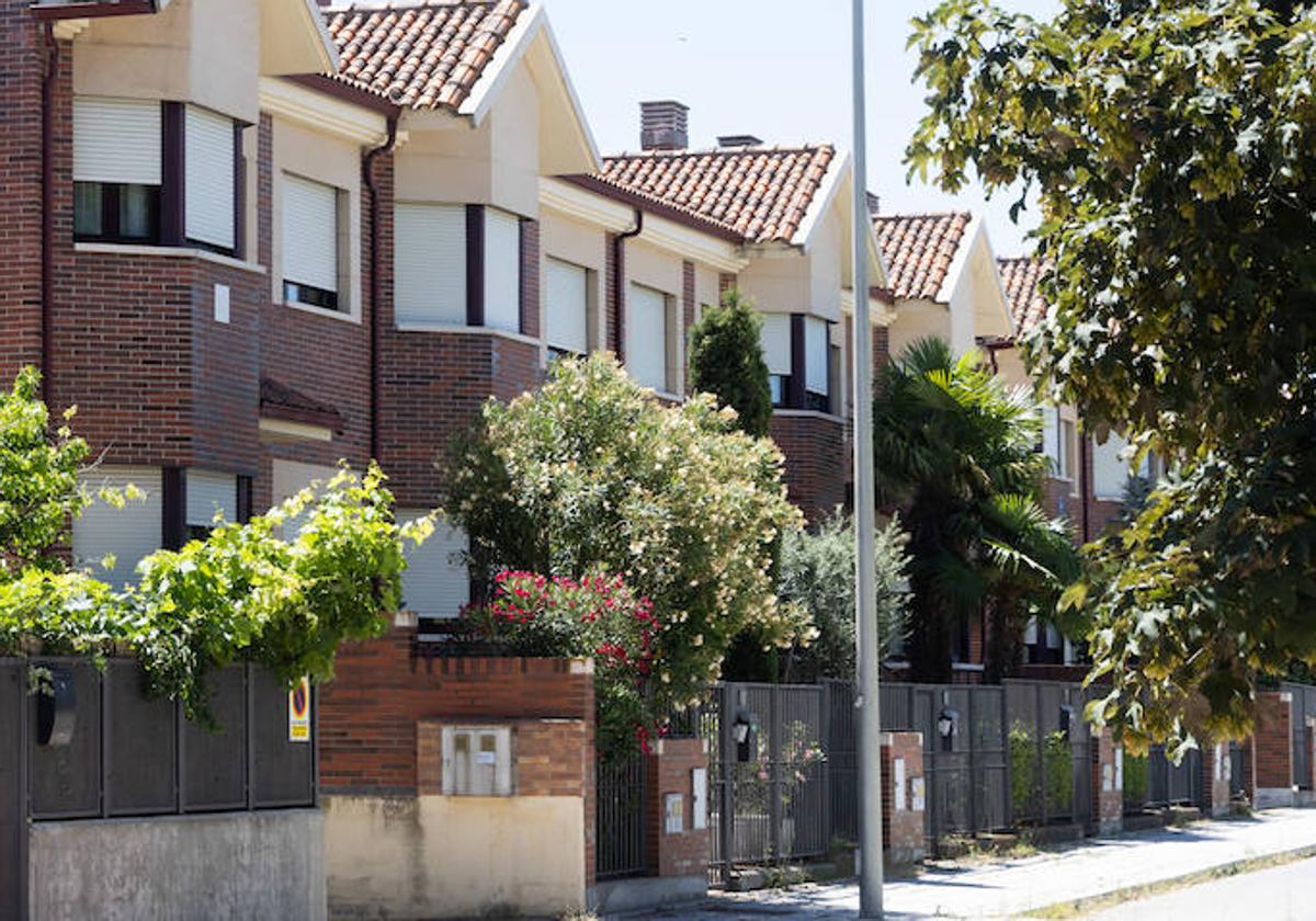 Calle Valdenebro de los Valles, lugar de los últimos asaltos a viviendas.