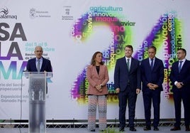 Las autoridades durante la inauguración de Salamaq,