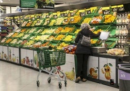 Sección de frutería en un súper de Mercadona.