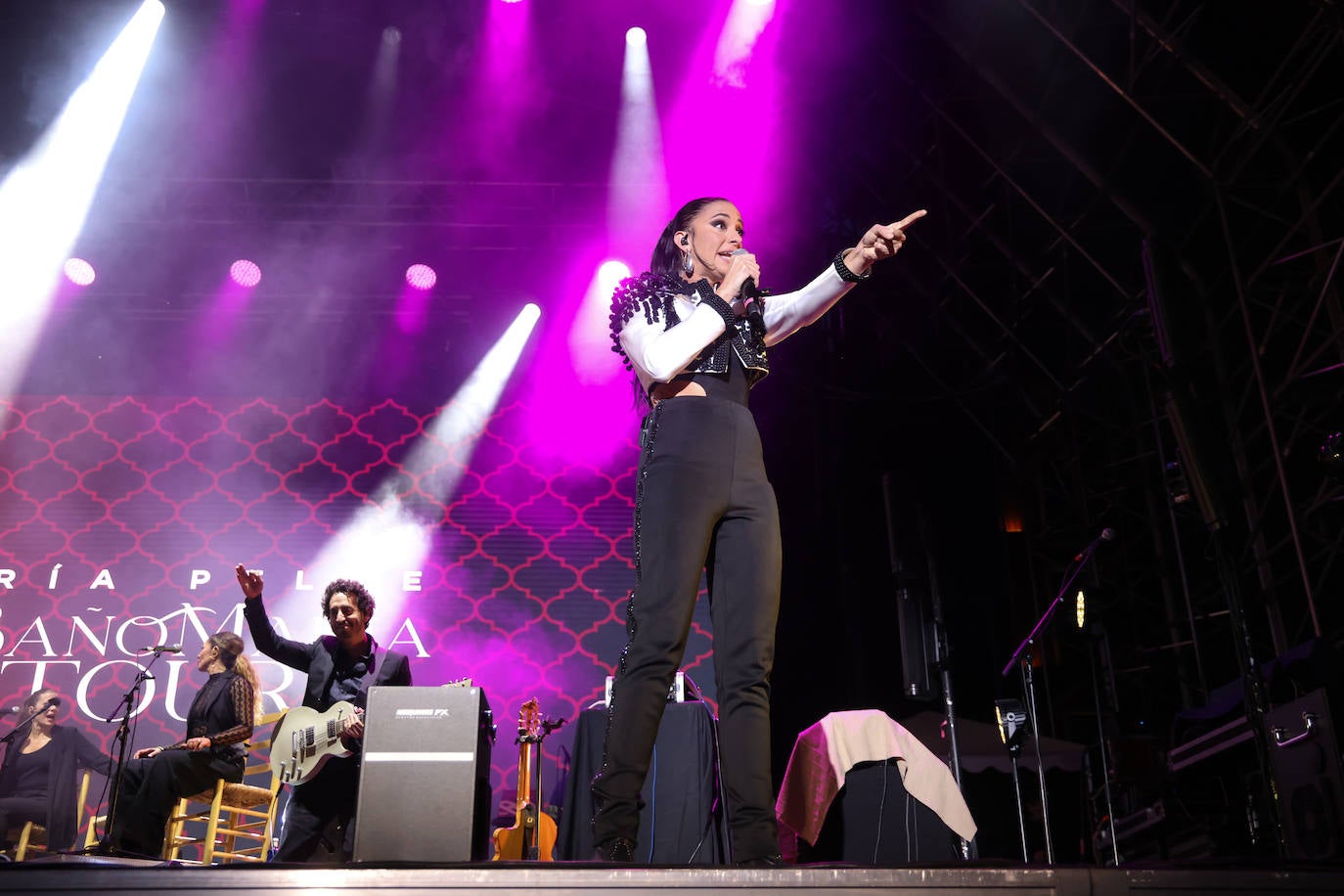 El concierto de María Peláe en la PLaza Mayor, en imágenes