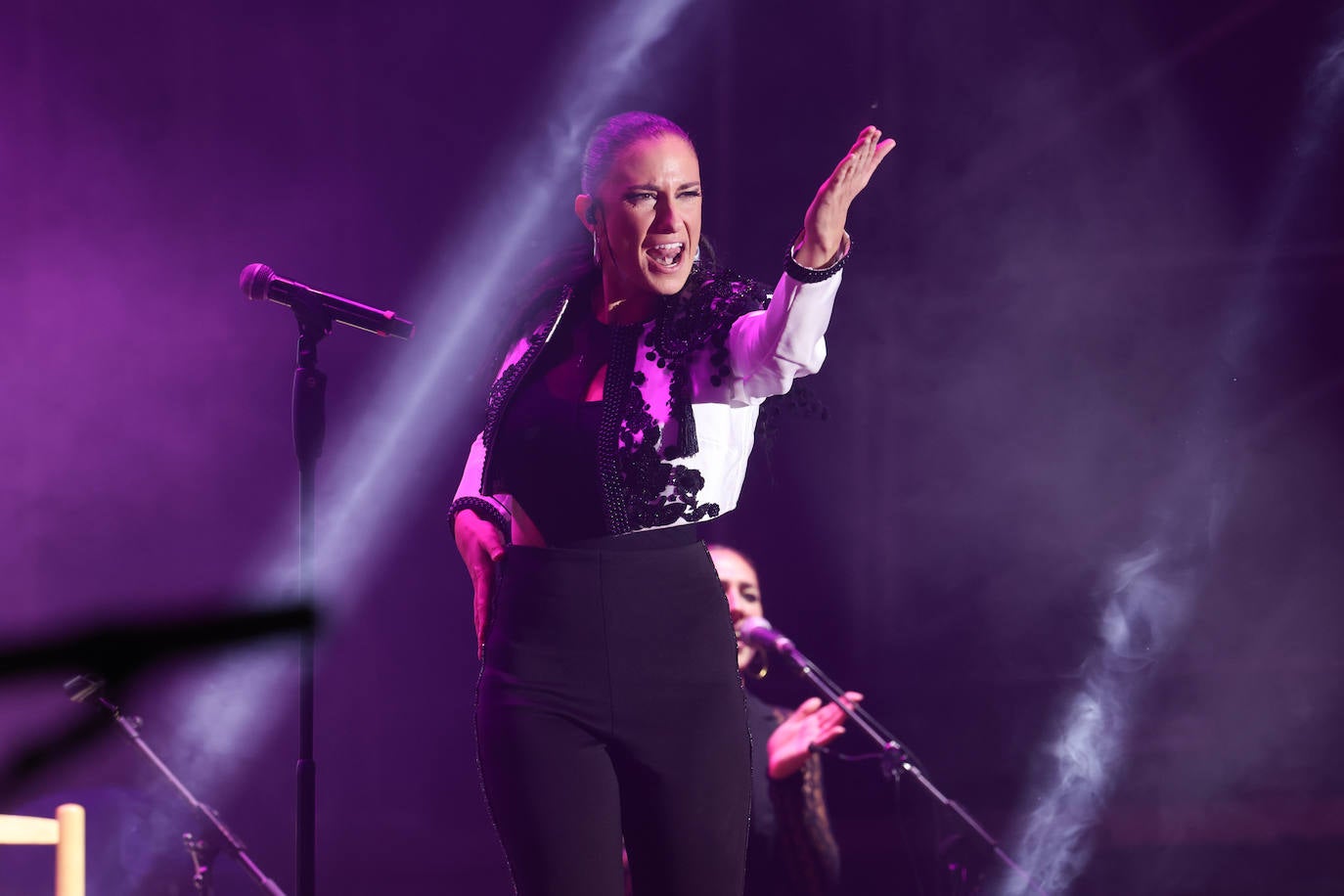 El concierto de María Peláe en la PLaza Mayor, en imágenes