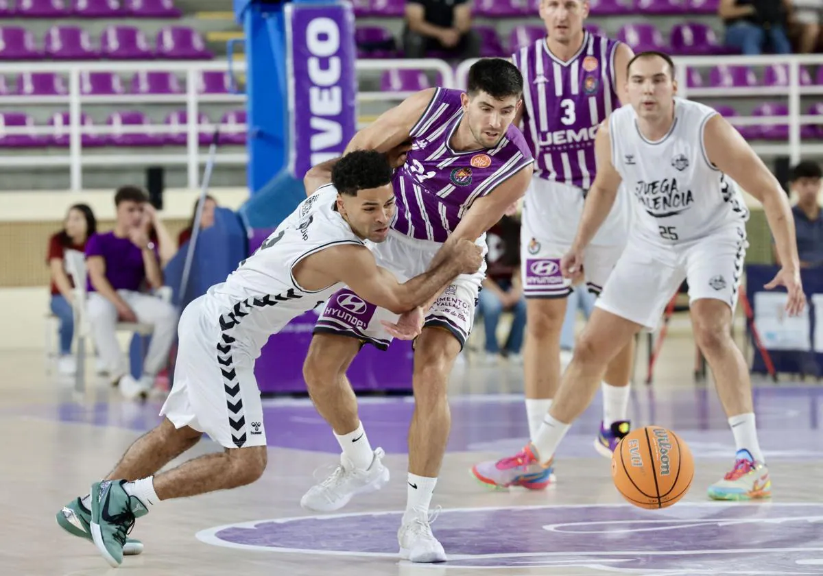 El UEMC Real Valladolid reina en la esquizofrenia ante ...