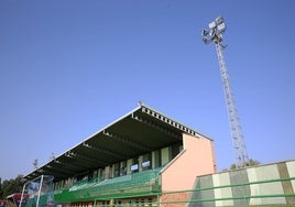 Una de las torres de luz de La Albuera.