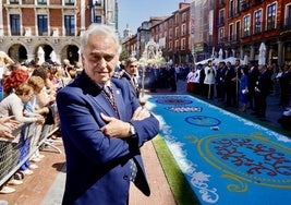 Antonio González Gerbolés, ayer durante la procesión Virgen de San Lorenzo.