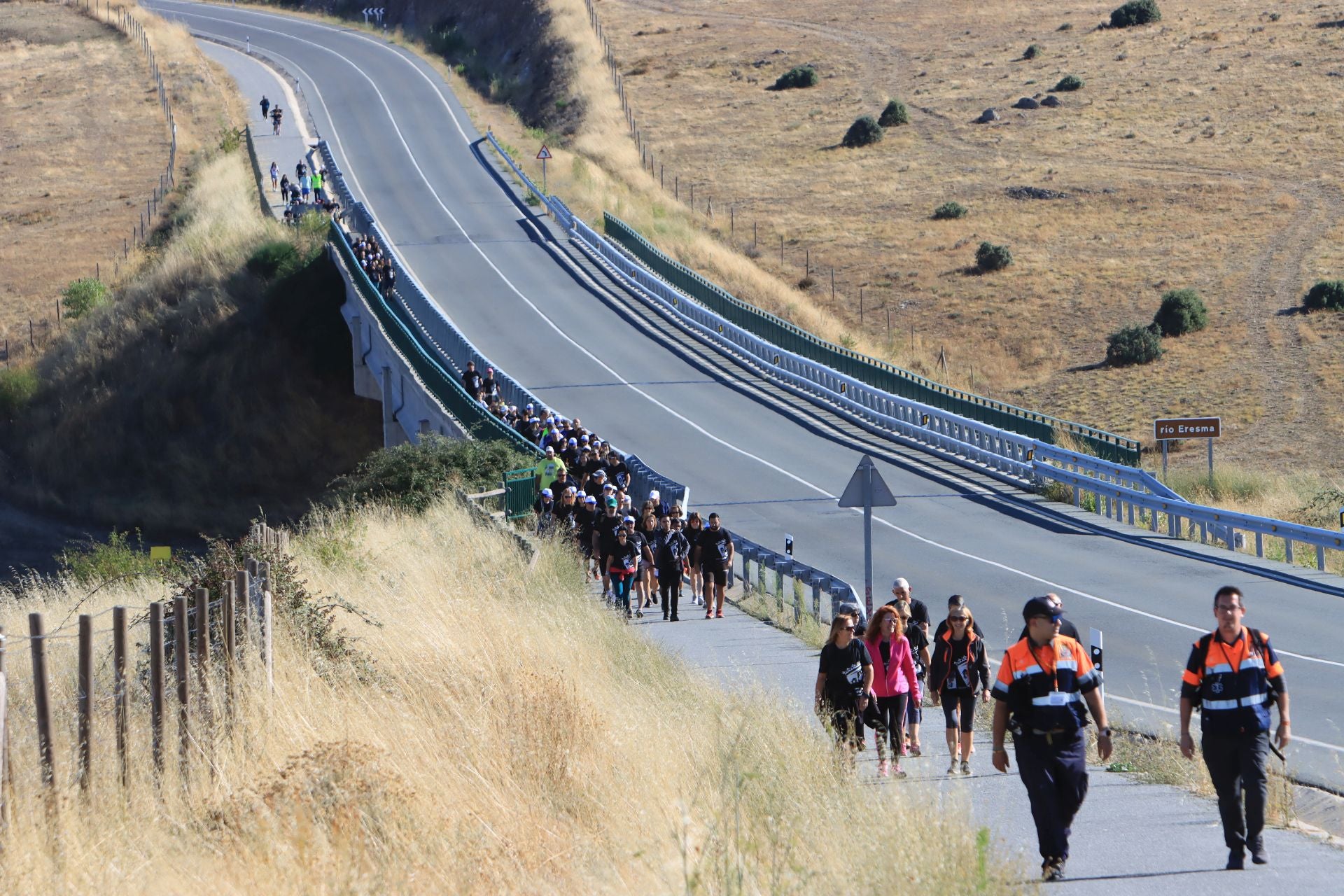 Fotografías de la marcha vecinal en Palazuelos de Eresma