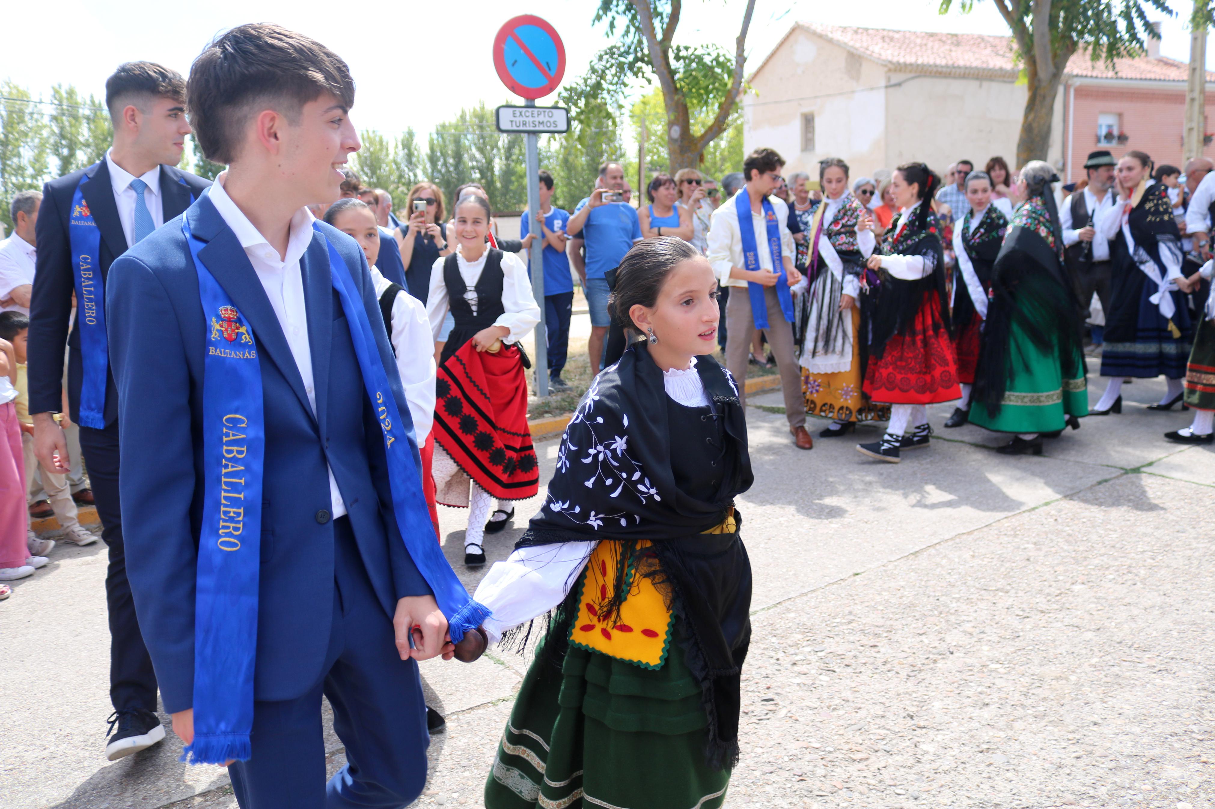 Baltanás se rinde a la Virgen de Revilla