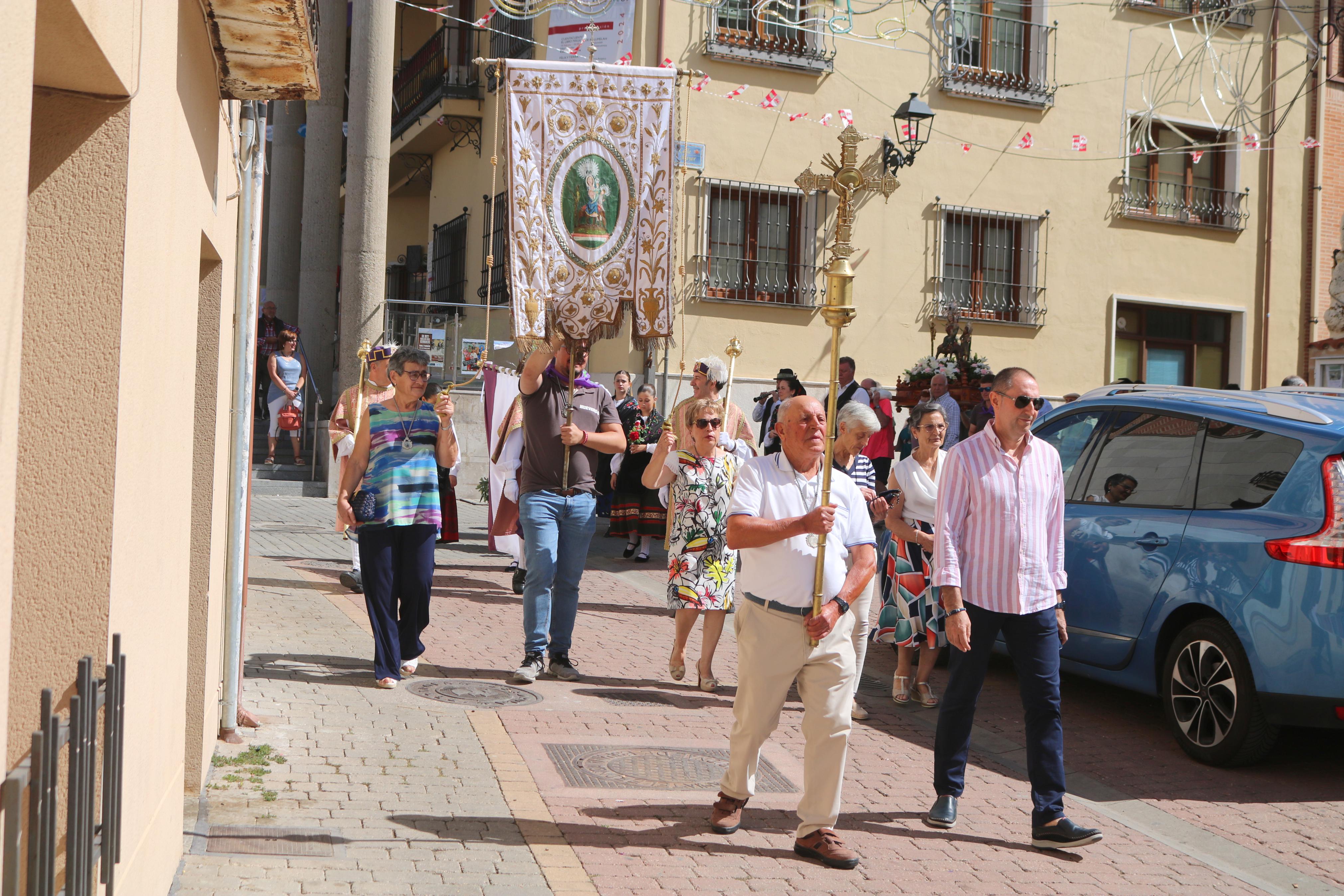 Baltanás se rinde a la Virgen de Revilla