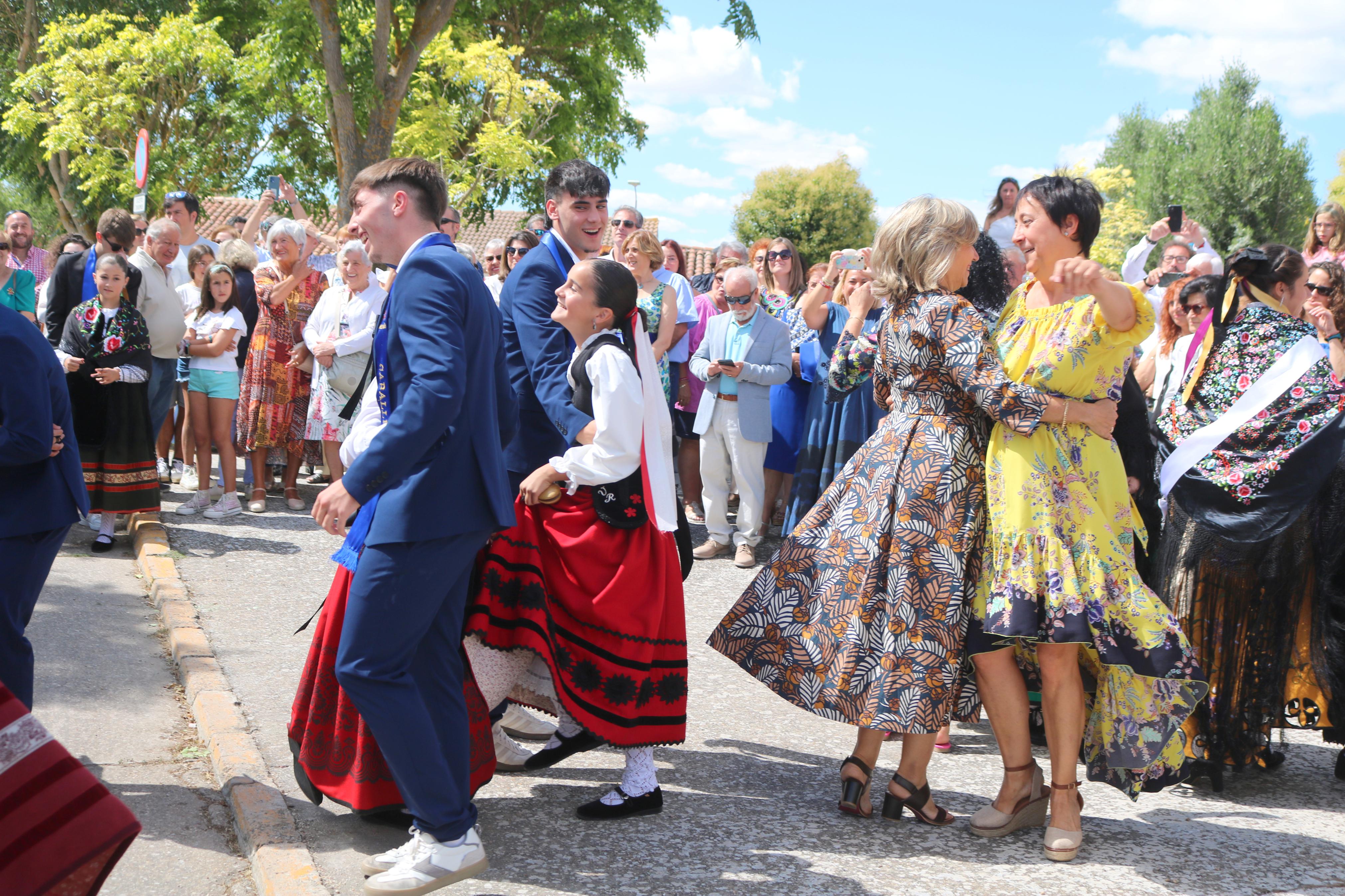 Baltanás se rinde a la Virgen de Revilla