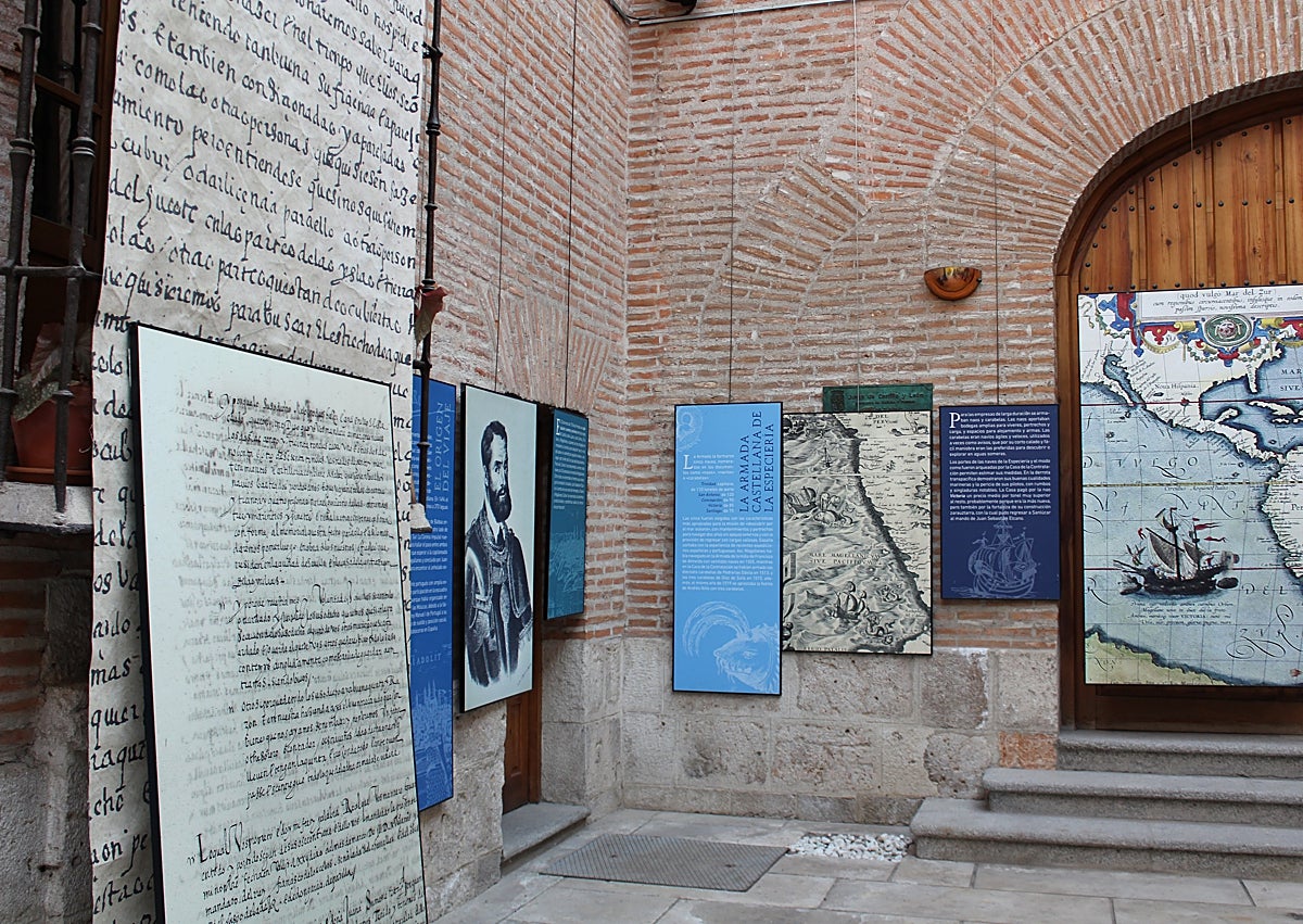 Imagen secundaria 1 - Paneles de la exposición en Medina del Campo 
