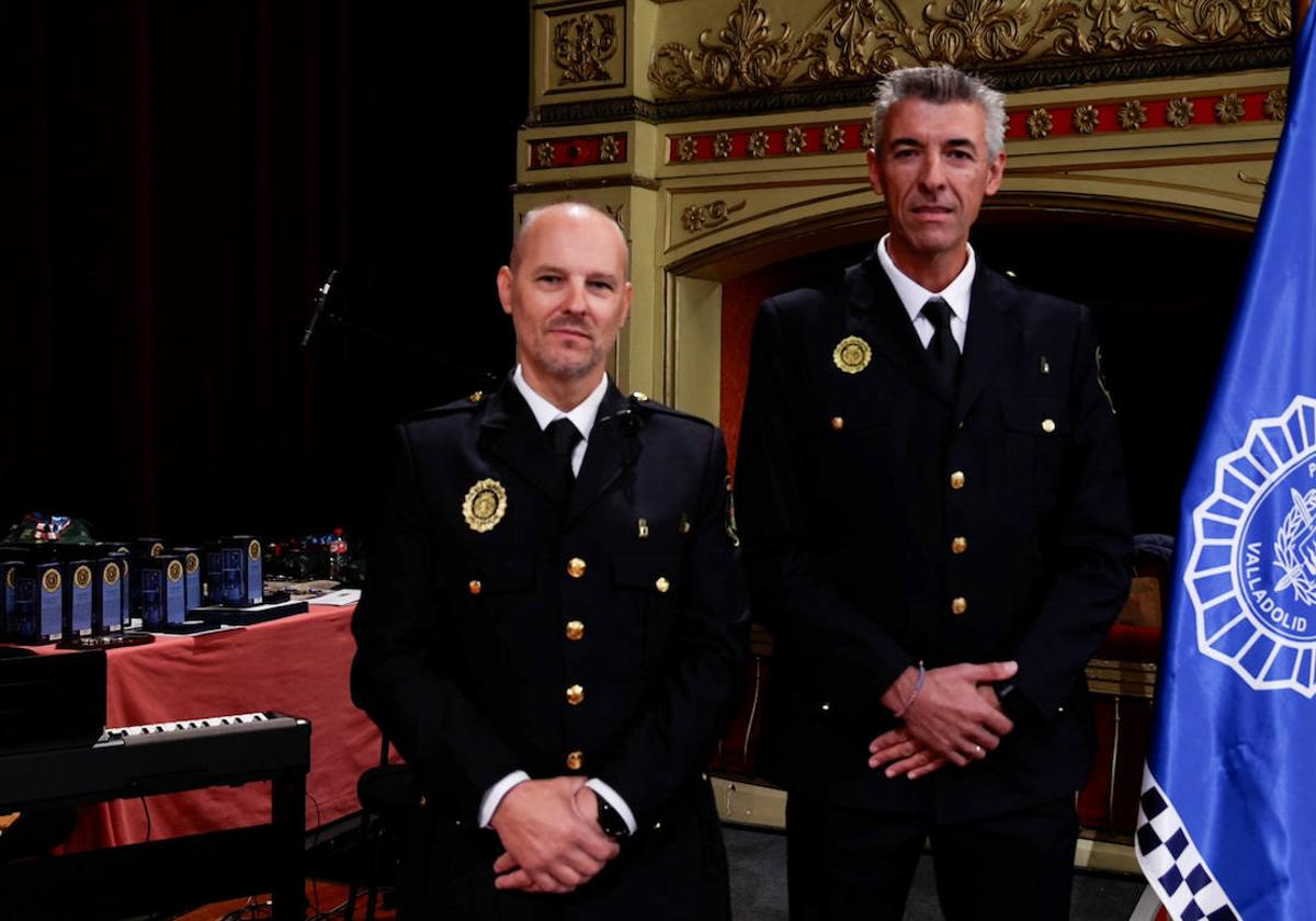 Las imágenes del acto en el Teatro Calderón por el Día de la Policía Municipal