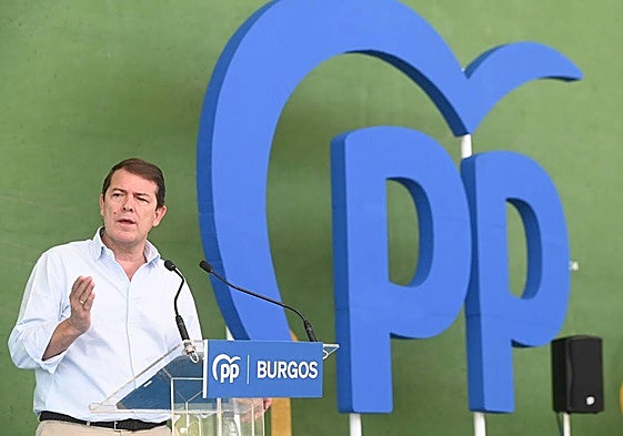 Alfonso Fernández Mañueco, participa comida popular de inicio del curso político del PP de Burgos.