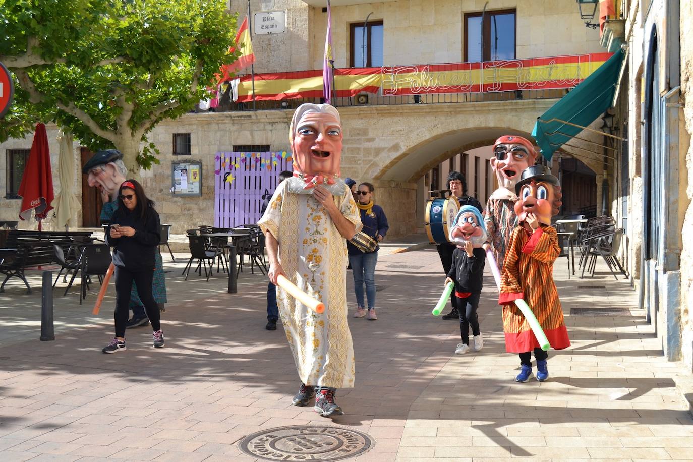 Así lo pasan en Astudillo en las Ferias y Fiestas de la Santa Cruz