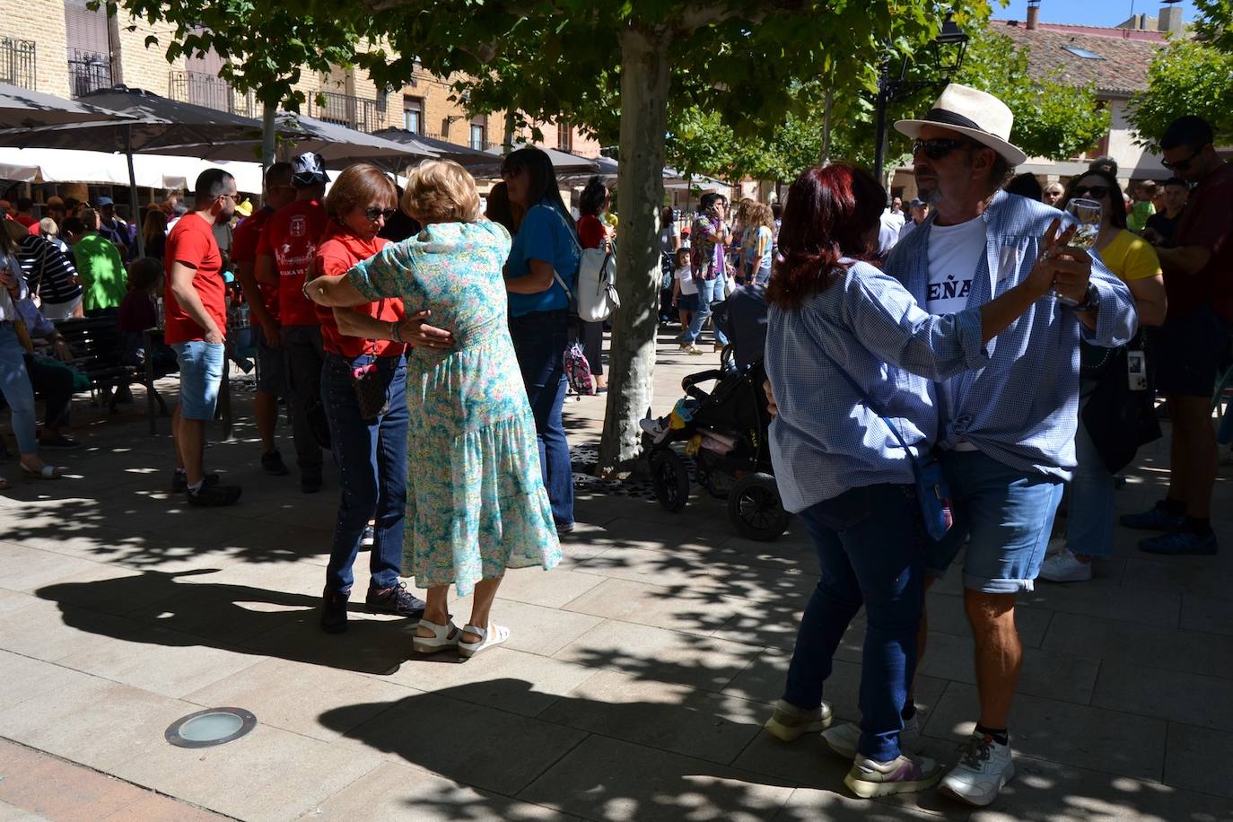 Así lo pasan en Astudillo en las Ferias y Fiestas de la Santa Cruz