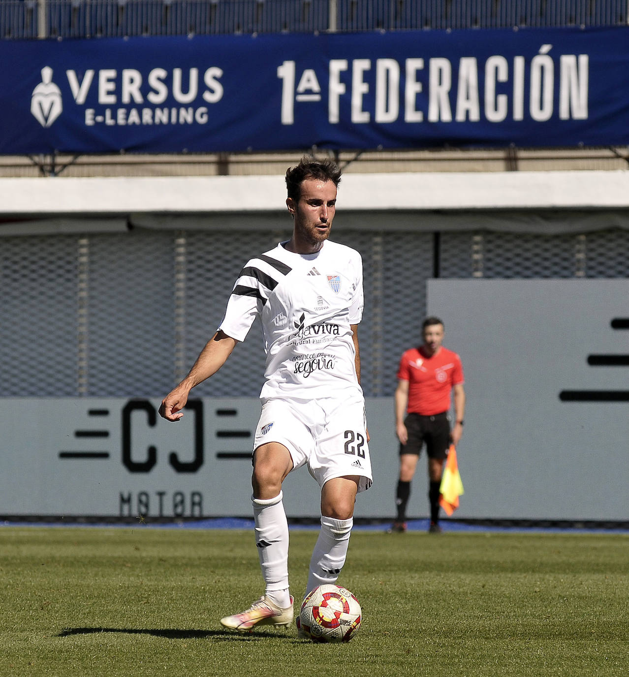 Fotografías del partido entre la Segoviana y el Ourense