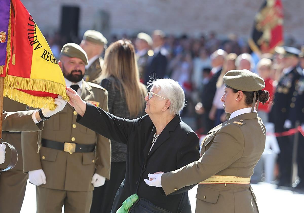 Trescientas personas juran bandera en Medina del Campo