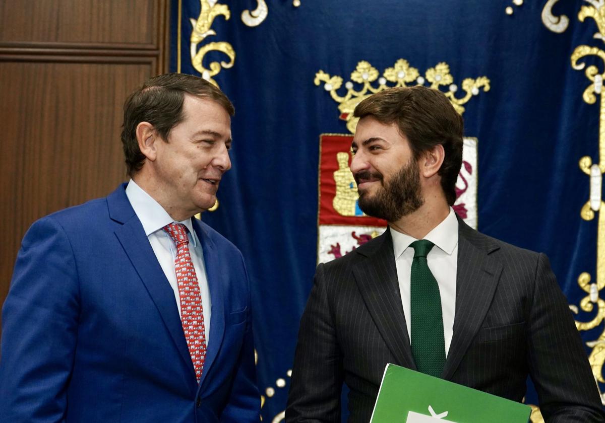 Gallardo advierte a Mañueco: Vox no «regalará» sus votos en las Cortes