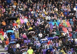 Aficionados en el José Zorrilla durante el último partido de Liga frente a la Real Sociedad.