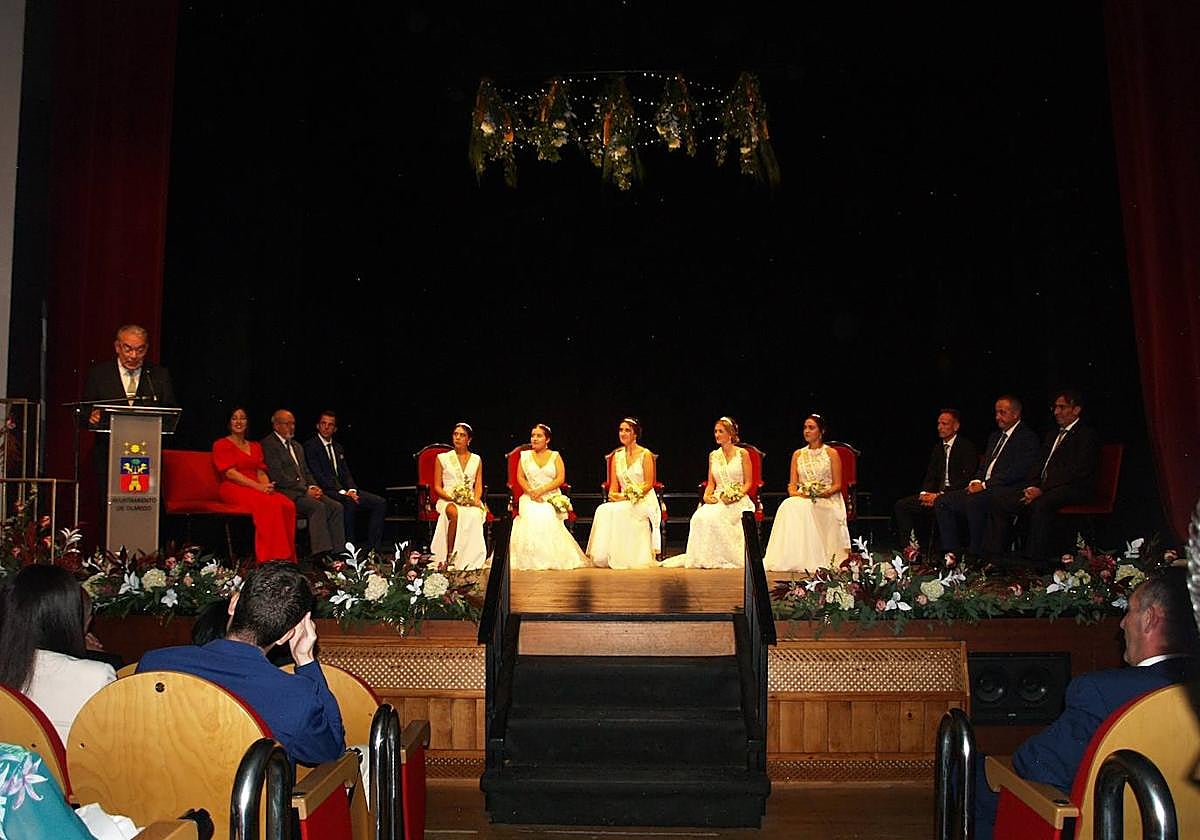 José María Salamanqués, a la izquierda, durante el pregón.