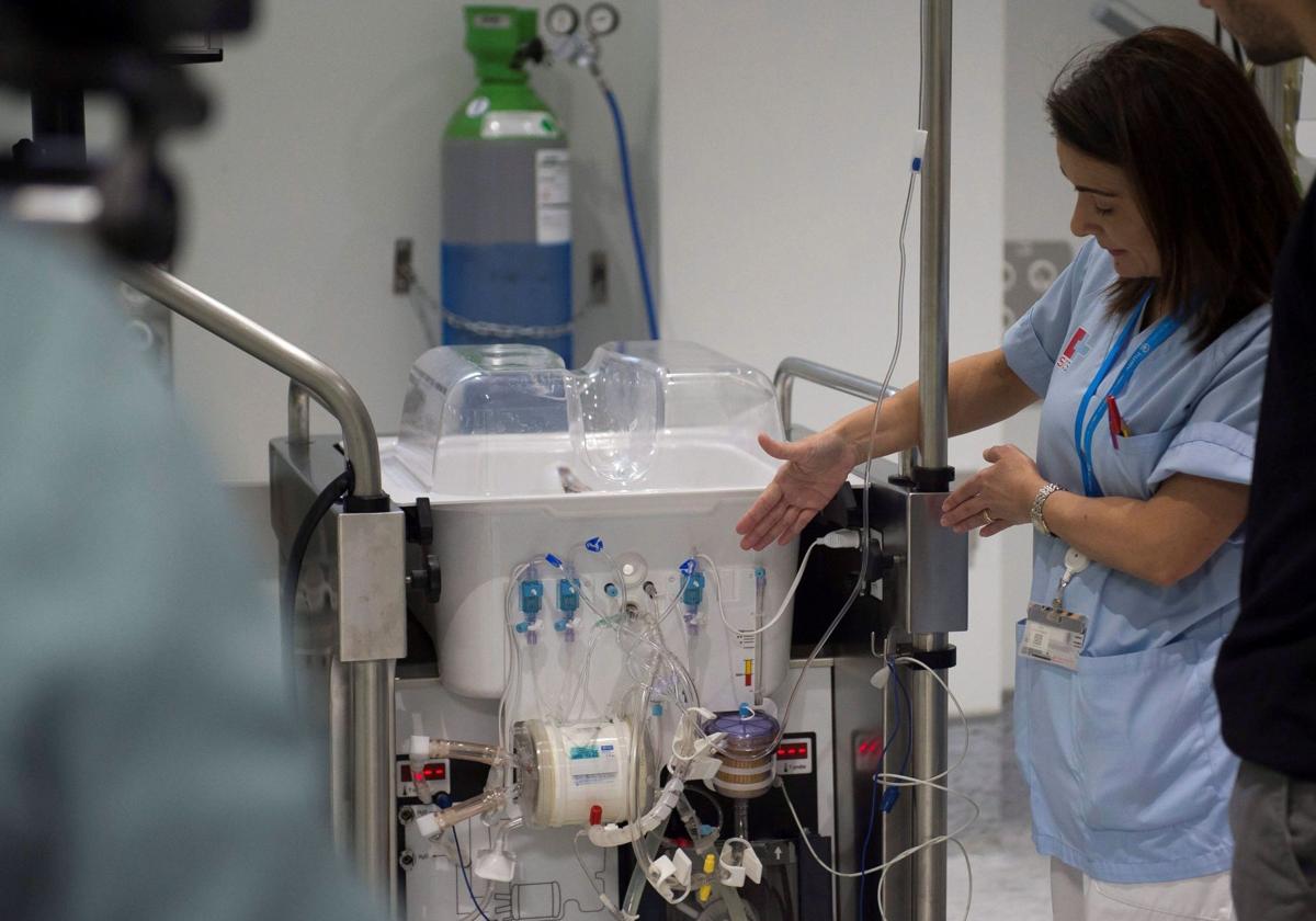 Recepción de un pulmón para trasplante en Valdecilla (Cantabria).