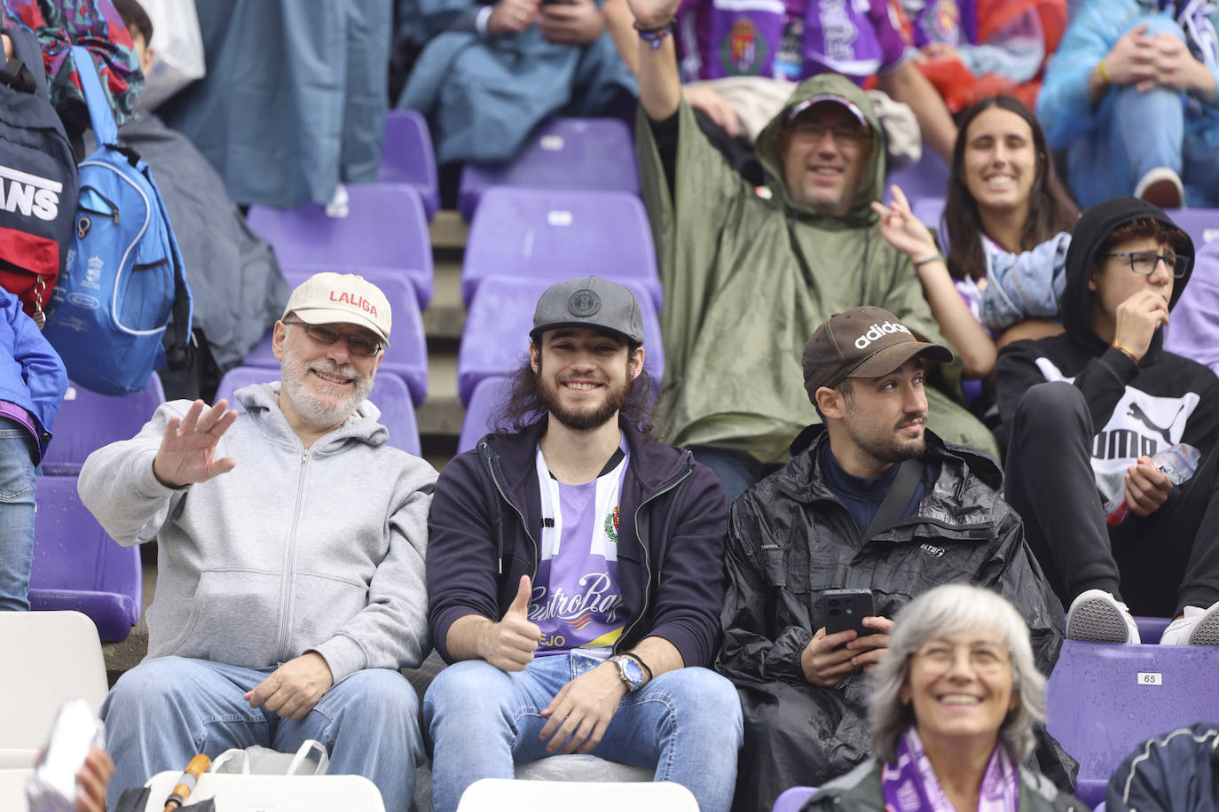 Búscate en las gradas del estadio José Zorrilla (2/4)
