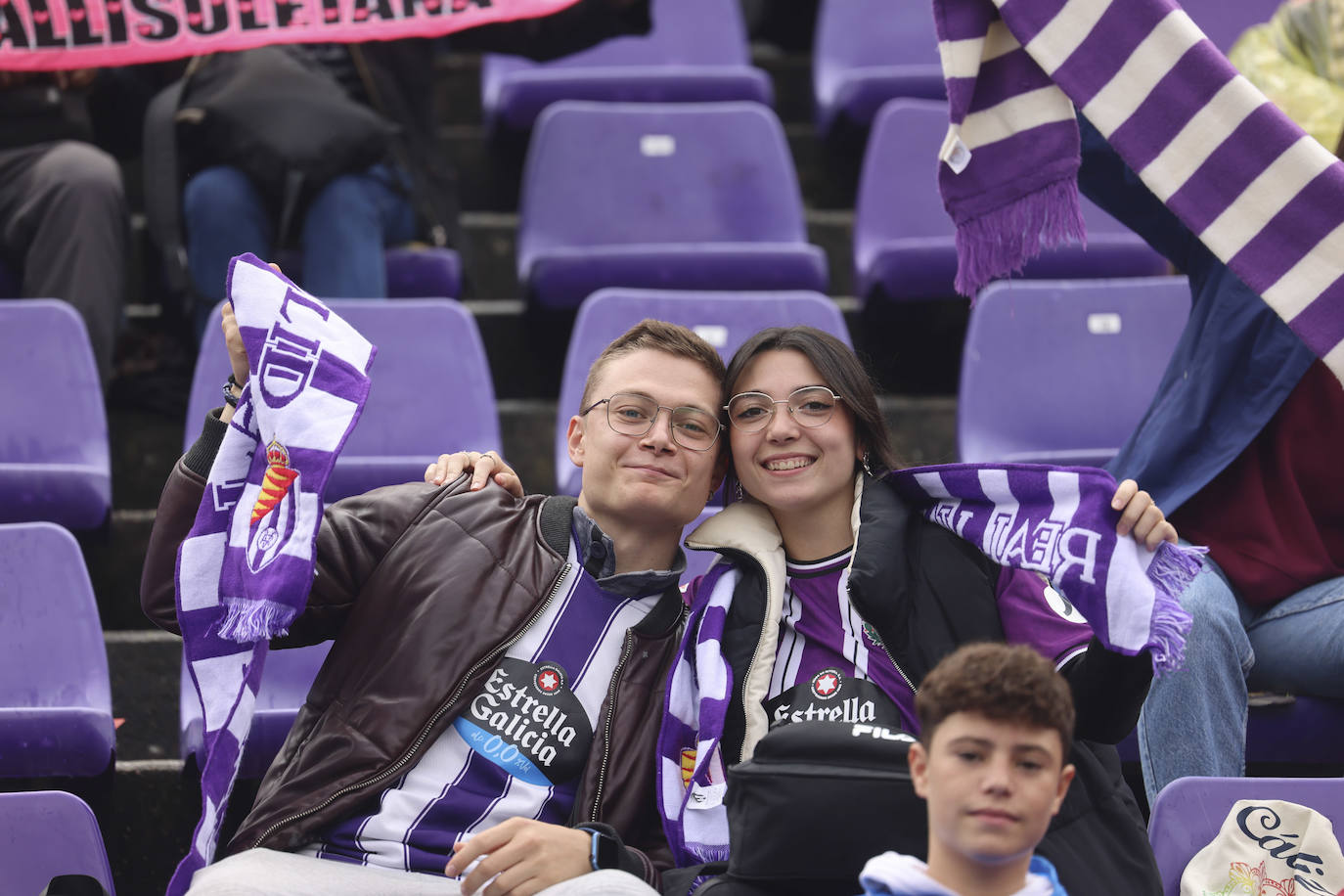 Búscate en las gradas del estadio José Zorrilla (3/4)