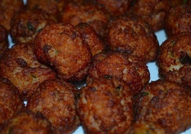 Deliciosas albóndigas fritas