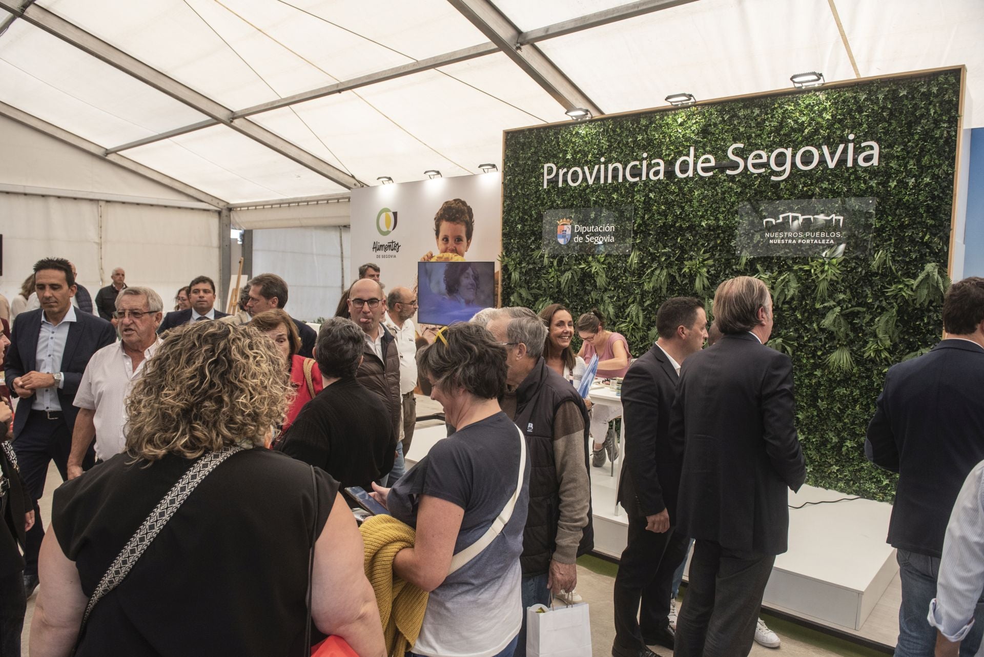 Fotos de la feria Naturcyl en el Real Sitio de San Ildefonso