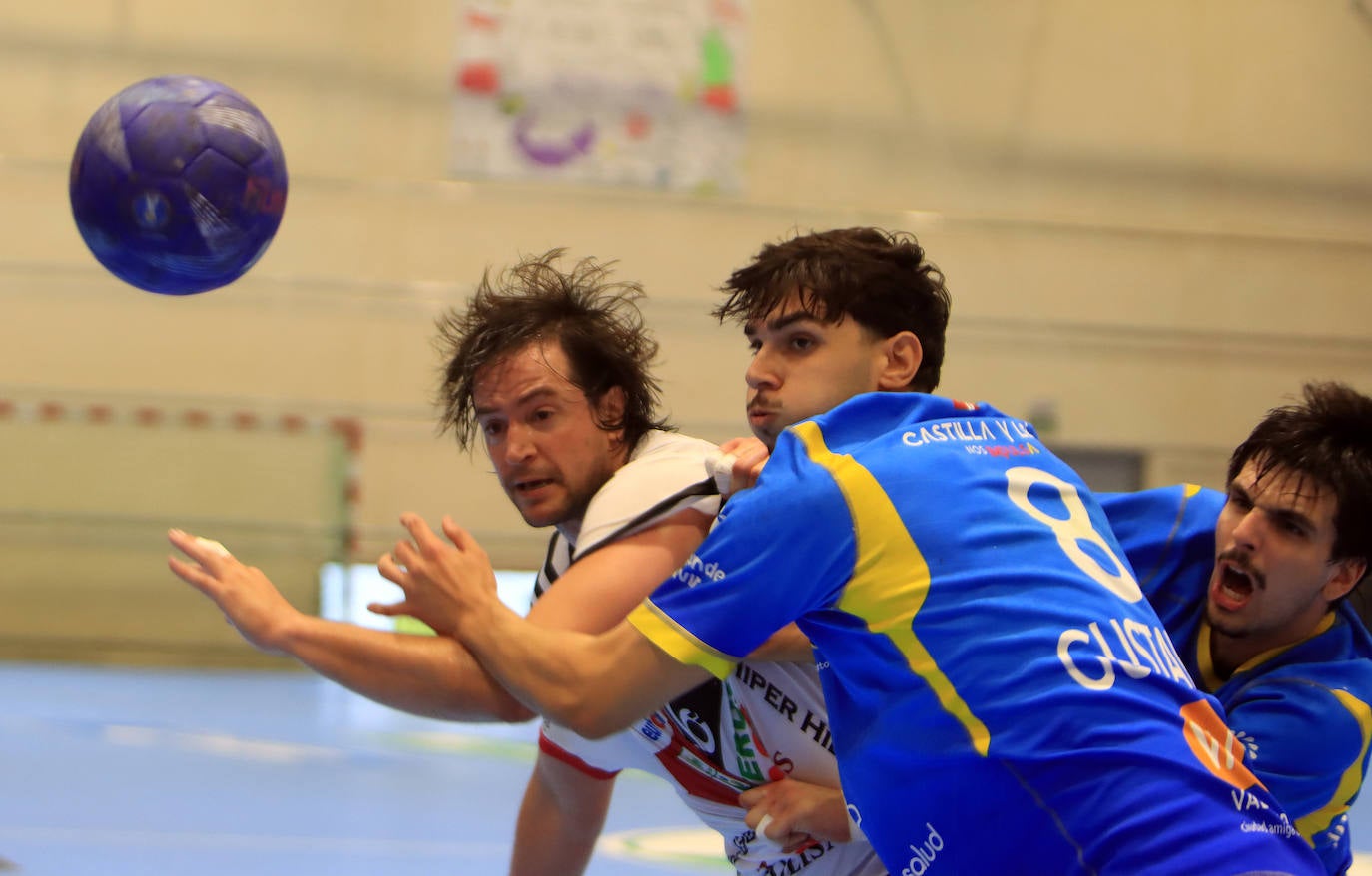 El Balonmano Nava - Recoletas Valladolid, en imágenes