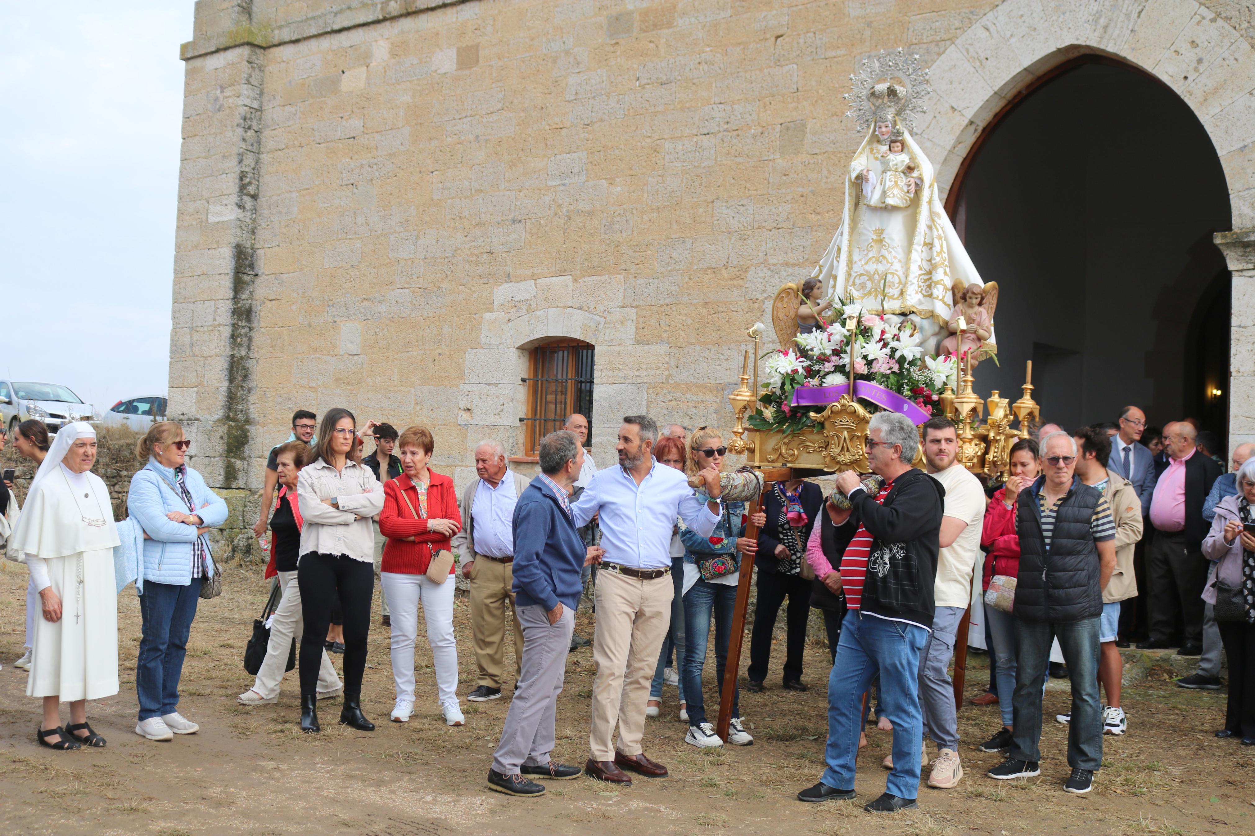 Torquemada se rinde a la Virgen de Valdesalce